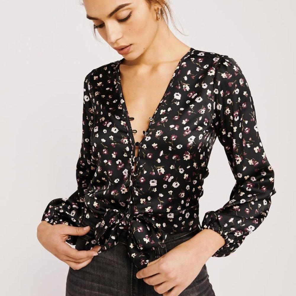 Abercrombie & Fitch Satin Tie-Front Blouse